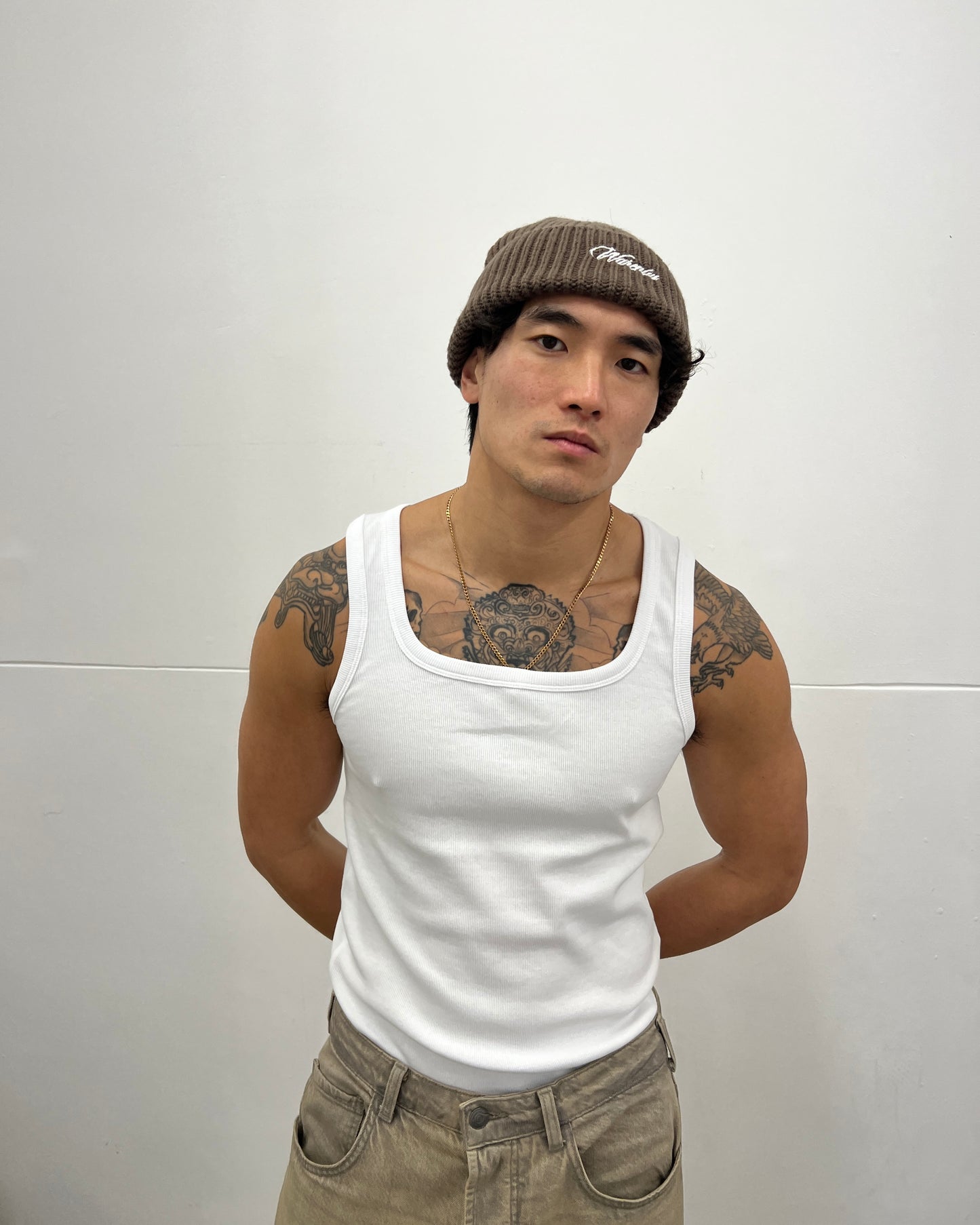 SIGNATURE LOGO WALNUT BEANIE